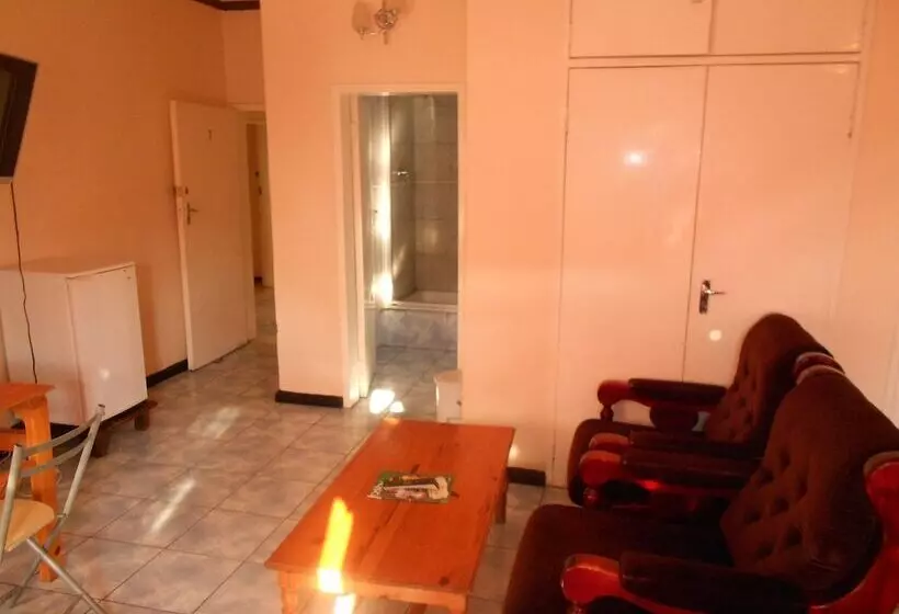 تختخواب و صبحانه Wane Guest Lodge