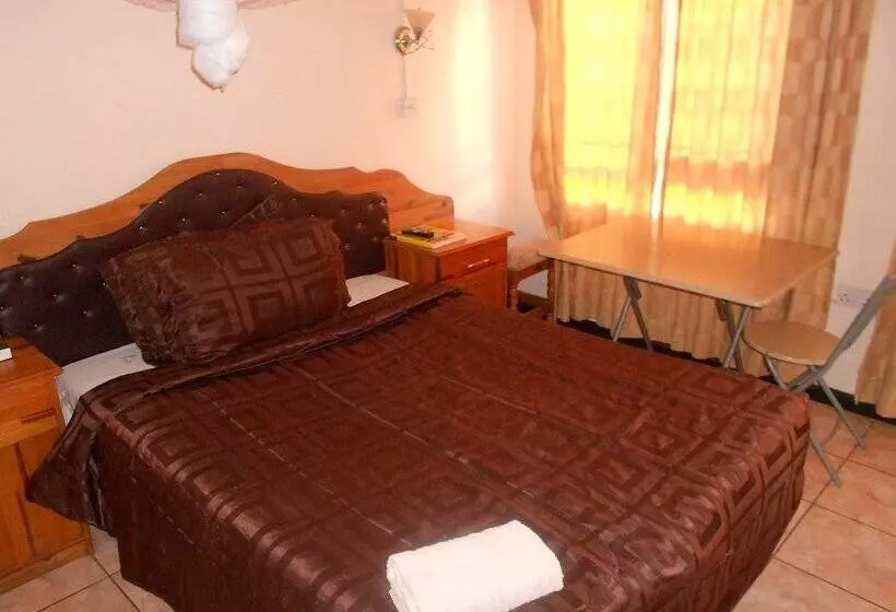 تختخواب و صبحانه Wane Guest Lodge