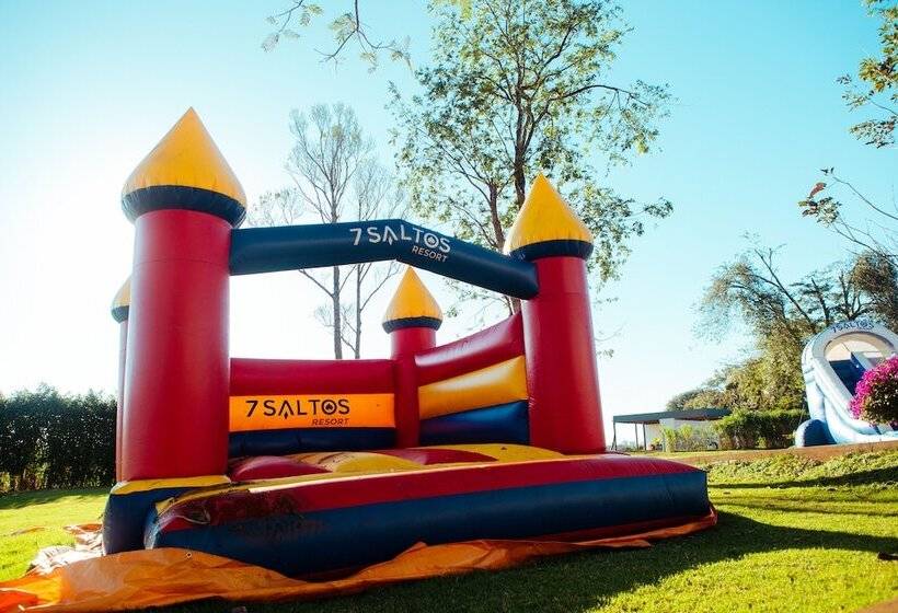 فندق 7 Saltos Resort