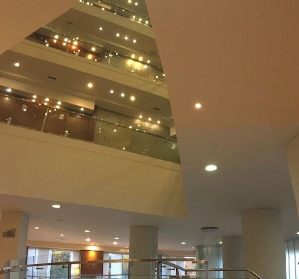 فندق 7 Saltos Resort