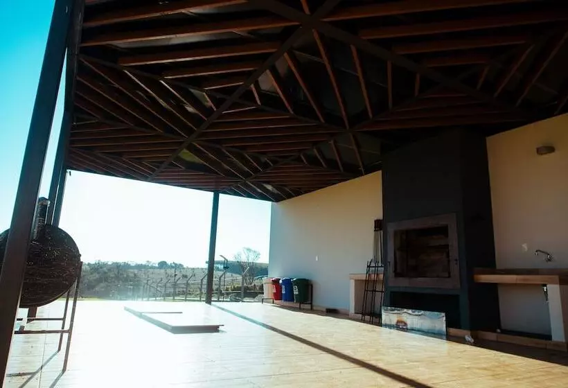 فندق 7 Saltos Resort