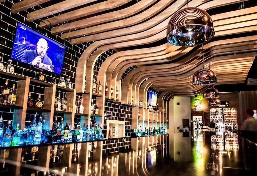 فندق 7 Saltos Resort