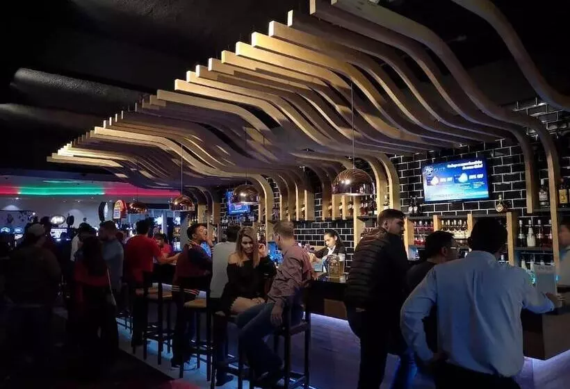 فندق 7 Saltos Resort