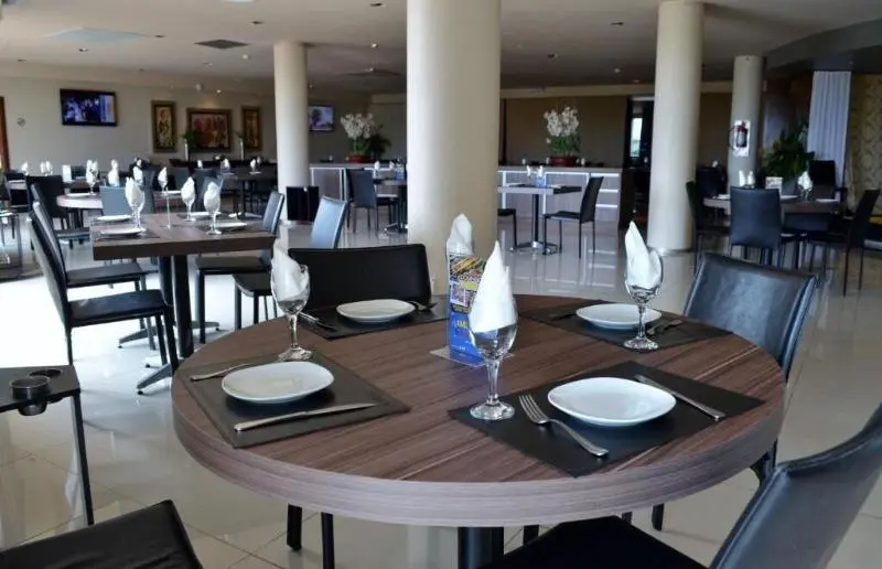 هتل 7 Saltos Resort