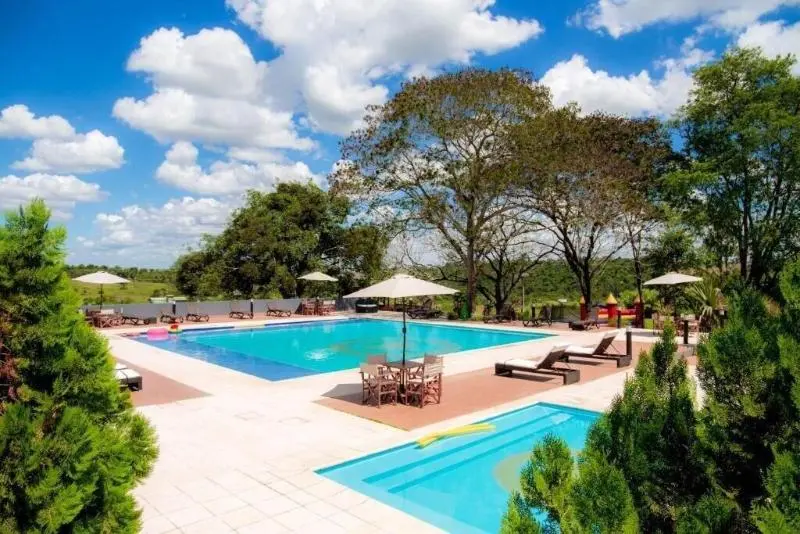 هتل 7 Saltos Resort