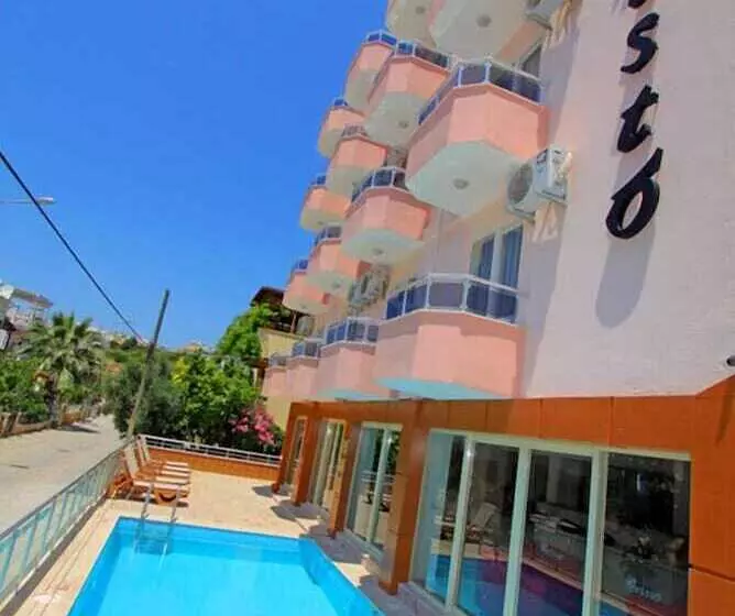 فندق Aristo Butik