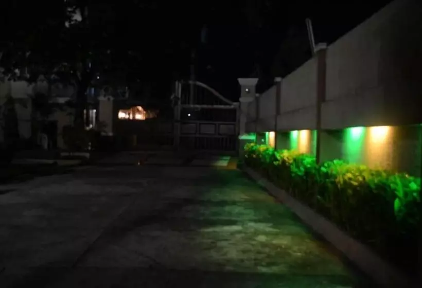 Dm Residente Hotel Inns & Villas