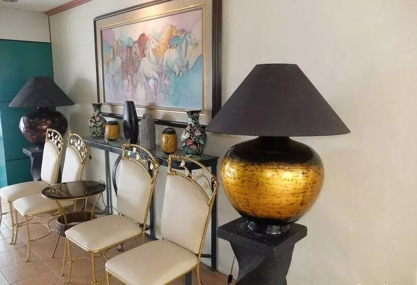 Dm Residente Hotel Inns & Villas