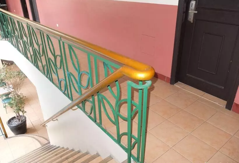 Dm Residente Hotel Inns & Villas