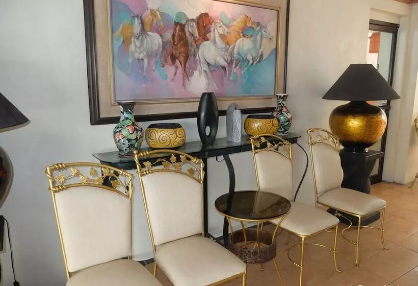 Dm Residente Hotel Inns & Villas