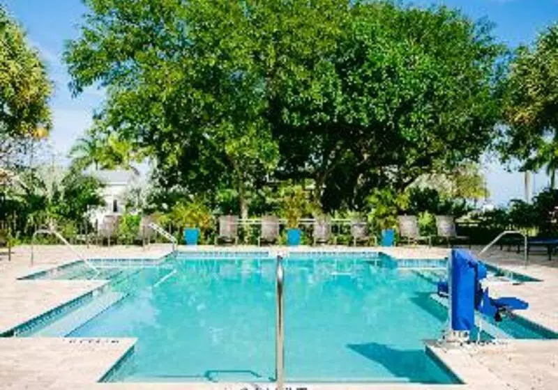 ホテル Faro Blanco Resort & Yacht Club Marathon, Curio By Hilton