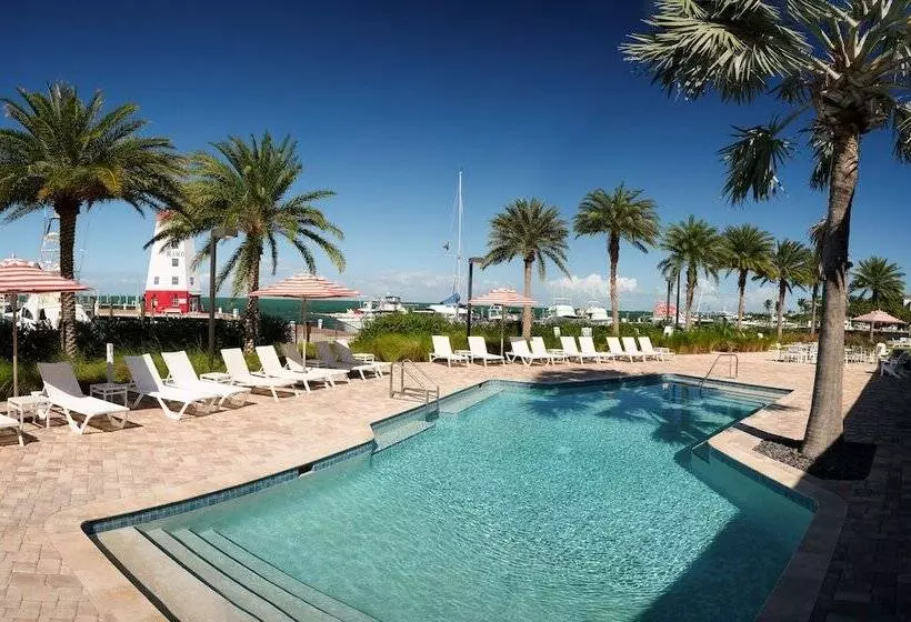 ホテル Faro Blanco Resort & Yacht Club Marathon, Curio By Hilton