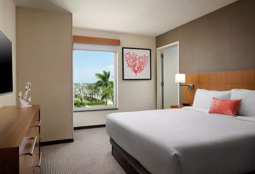 ホテル Faro Blanco Resort & Yacht Club Marathon, Curio By Hilton