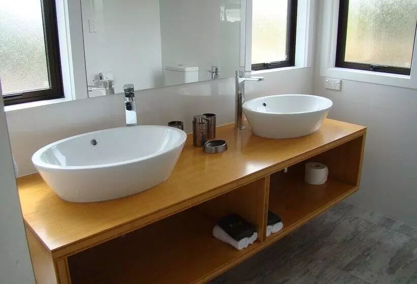 酒店 Lake Taupo Holiday Resort