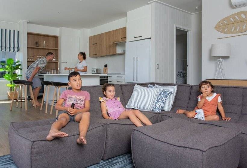 בית מלון כפרי Lake Taupo Holiday Resort