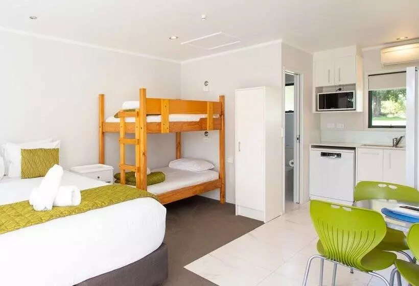 酒店 Lake Taupo Holiday Resort