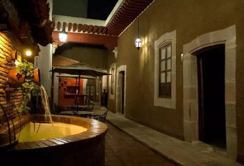 فندق Morelia Callejón