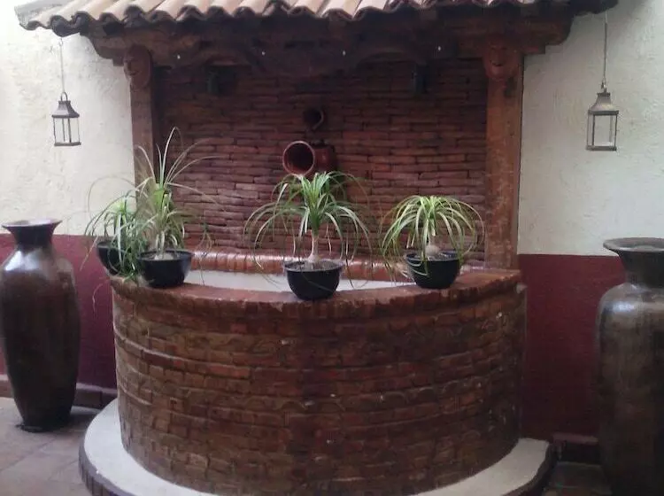 فندق Morelia Callejón