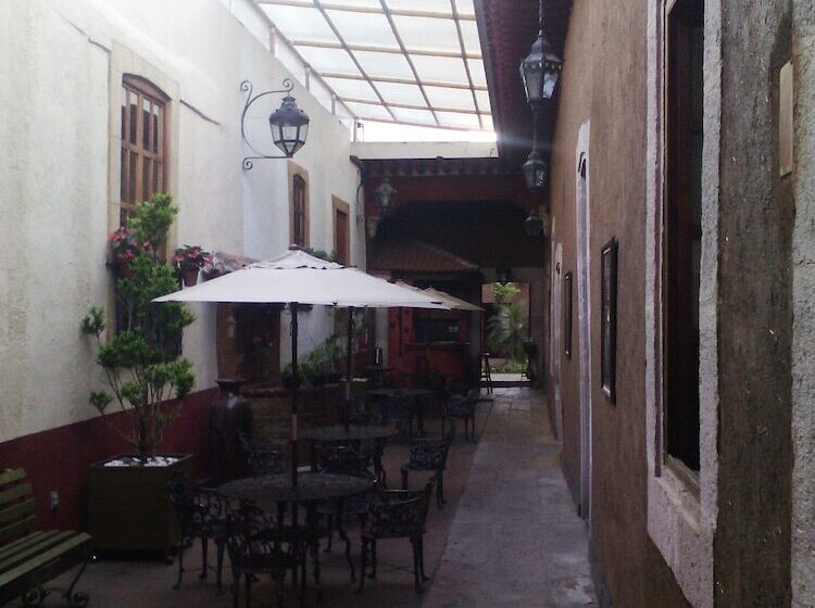 فندق Morelia Callejón