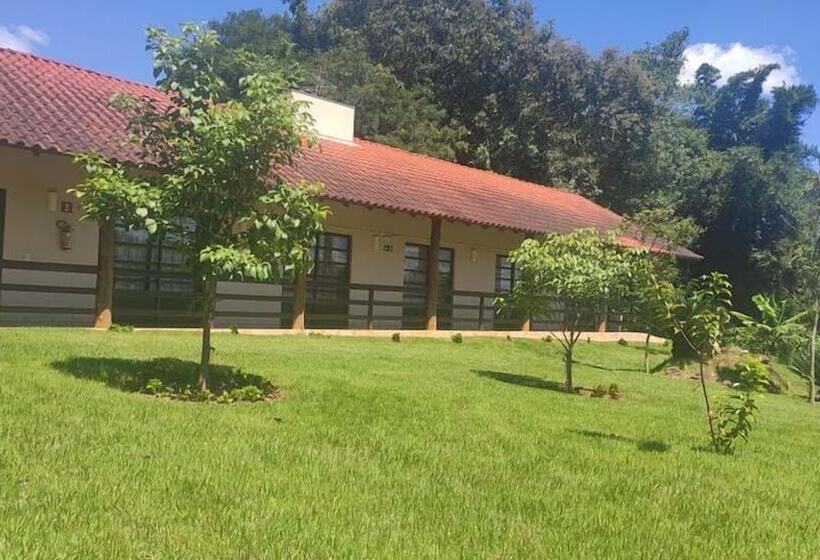 فندق Park Golf Hostel Ipelandia