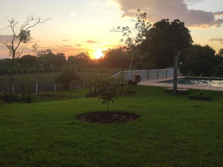 فندق Park Golf Hostel Ipelandia