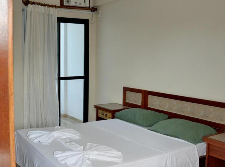 هتل Pousada Enseada Do Corsário