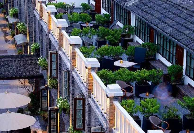 Отель Relais & Chateaux Chaptel Hangzhou