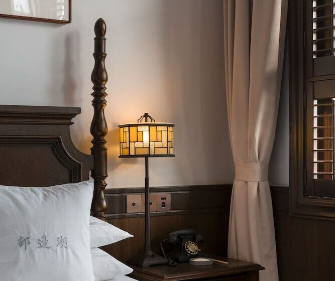 בית מלון כפרי Relais & Chateaux Chaptel Hangzhou