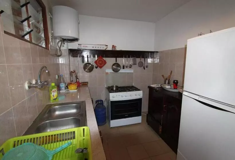 هتل Kakatar Family Residence , Yoff