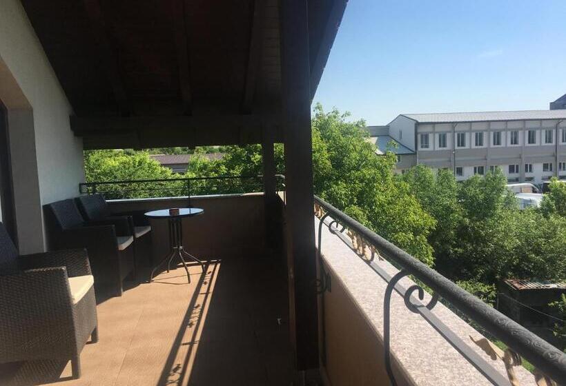 בית מלון כפרי Residenz