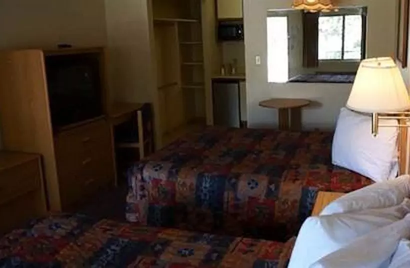 ホテル Spanish Trails Inn And Suites