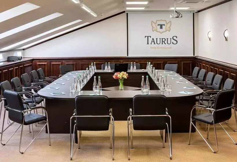 Taurus Hotel & Spa