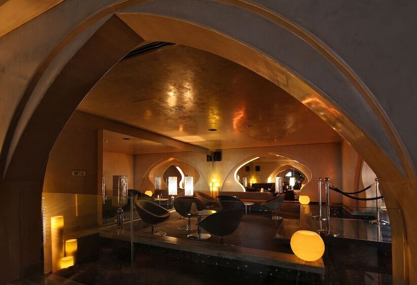 The Art Hotel & Resort