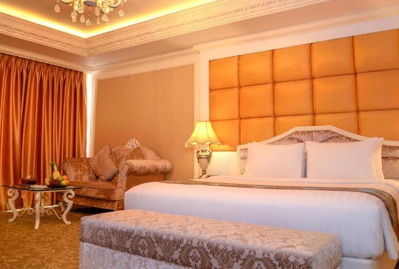 فندق The Grand Kandyan