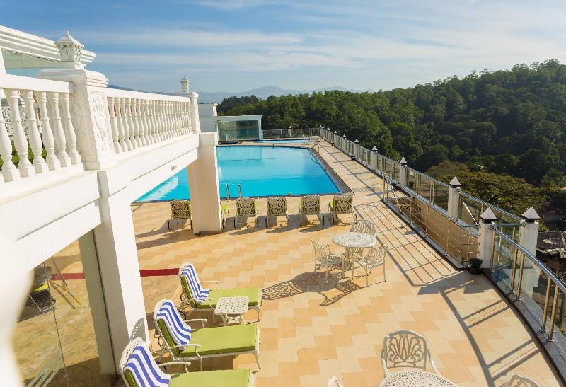 فندق The Grand Kandyan