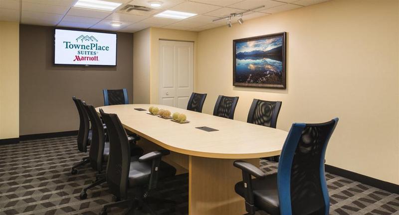 בית מלון כפרי Towneplace Suites By Marriott Red Deer