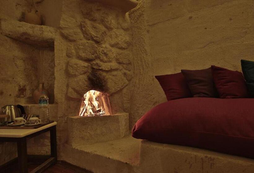 هتل Urgup Evi Cave