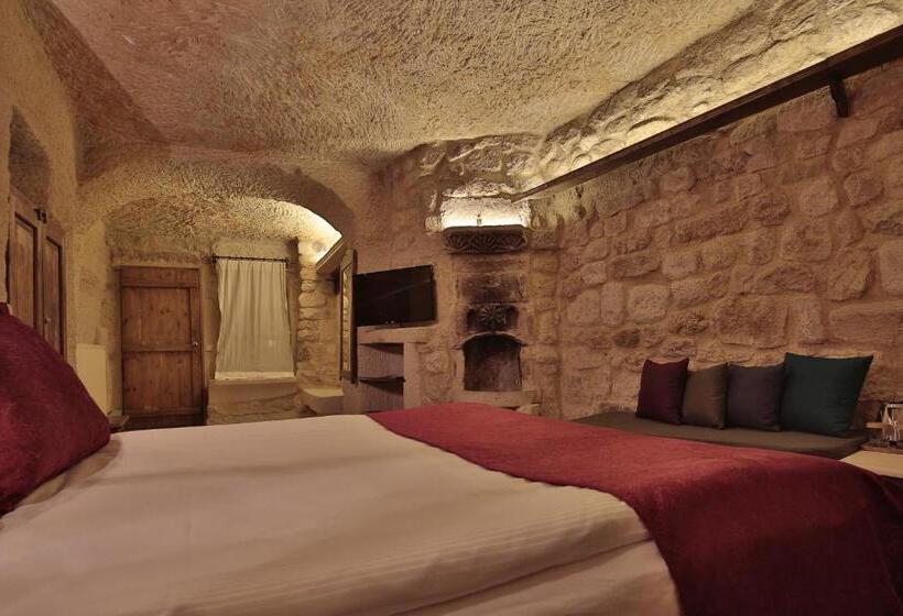 هتل Urgup Evi Cave