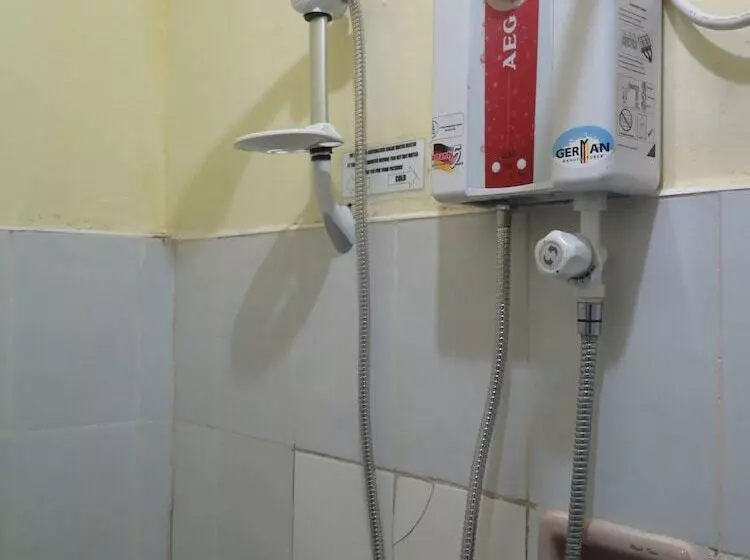 בית מלון כפרי Villa Alzhun Tourist Inn And Restaurant