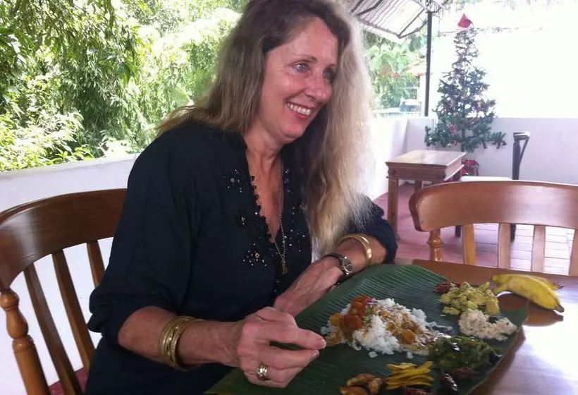 فندق Comfort Homestay