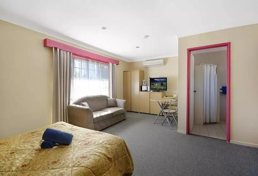 The Major Mitchell Motel