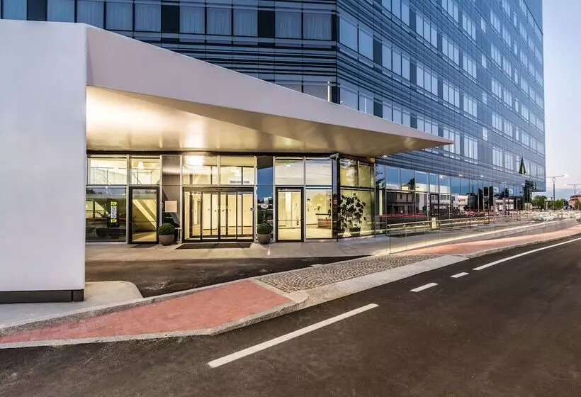 Unahotels San Vitale Bologna