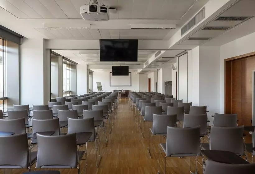 Unahotels San Vitale Bologna