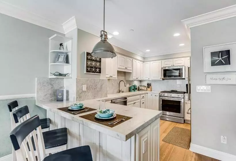Hotelli Pacific Views Carlsbad