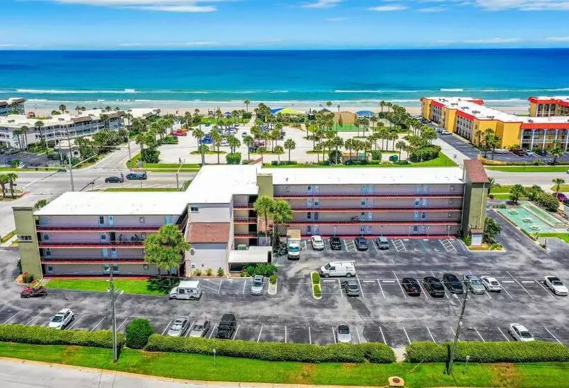 Hotelli Mariners Cove 302