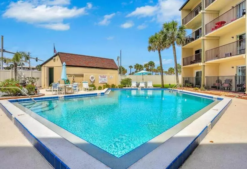 Hotelli Mariners Cove 302