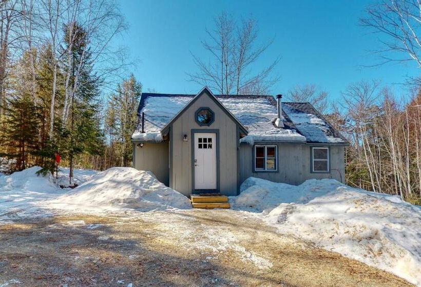 ホテル Camp Foxtrot