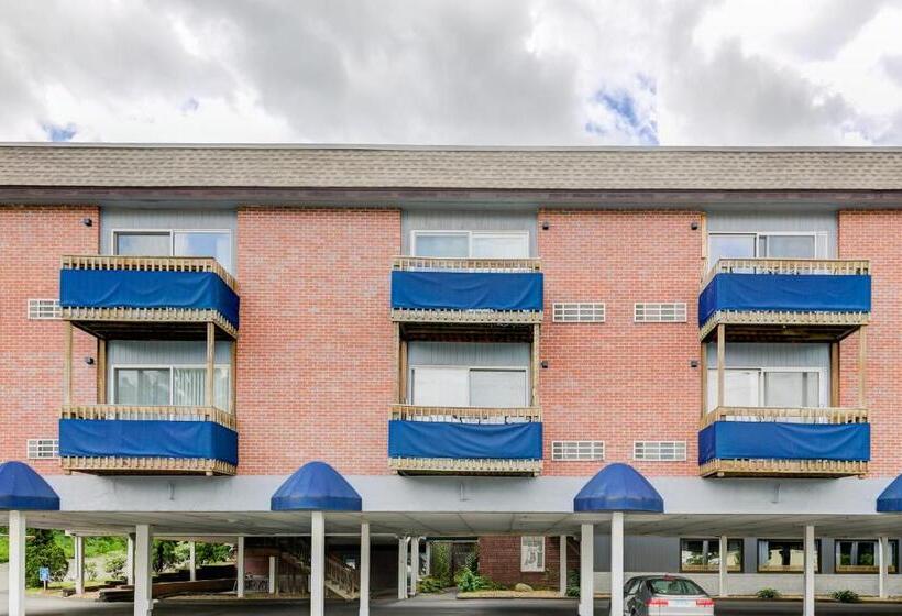 酒店 Lake Winnipesaukee Retreat