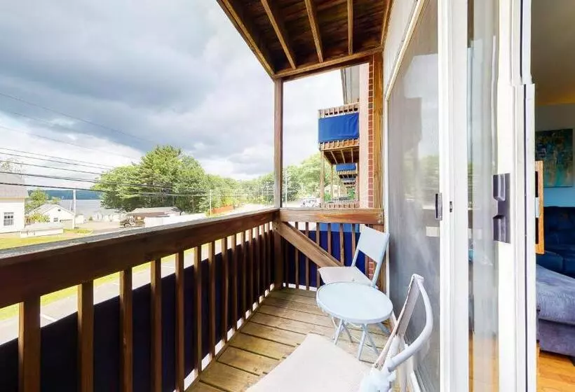 هتل Lake Winnipesaukee Retreat