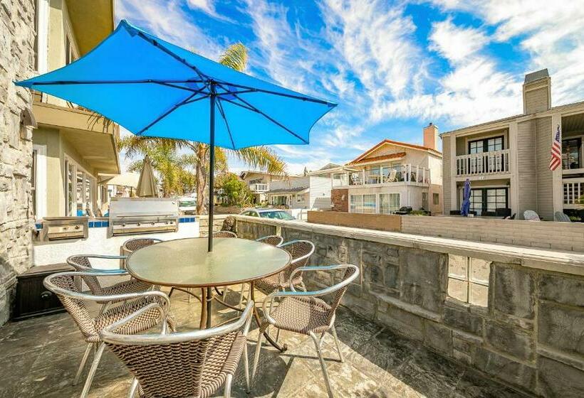 Otel Newport Family Castle